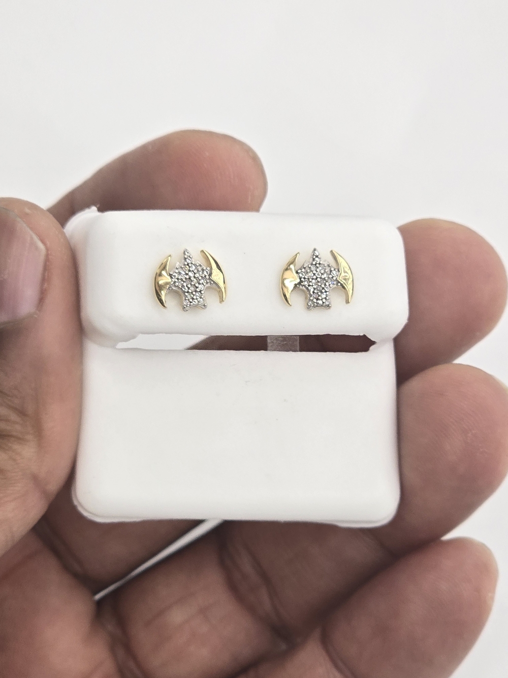 Real Diamond 10kt Gold Bat Stud Earring